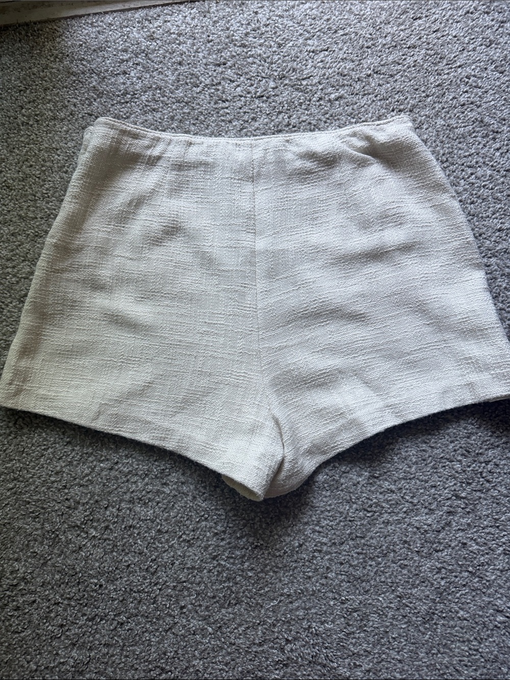 Abercrombie & Fitch Cream Tweed Wrap Skort High Waisted Tailored Shorts Size L - Picture 3 of 8